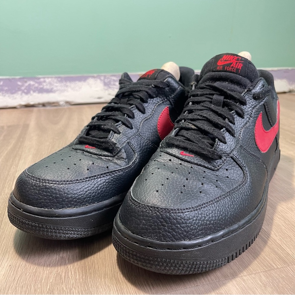 Nike Air Force 1 University Red